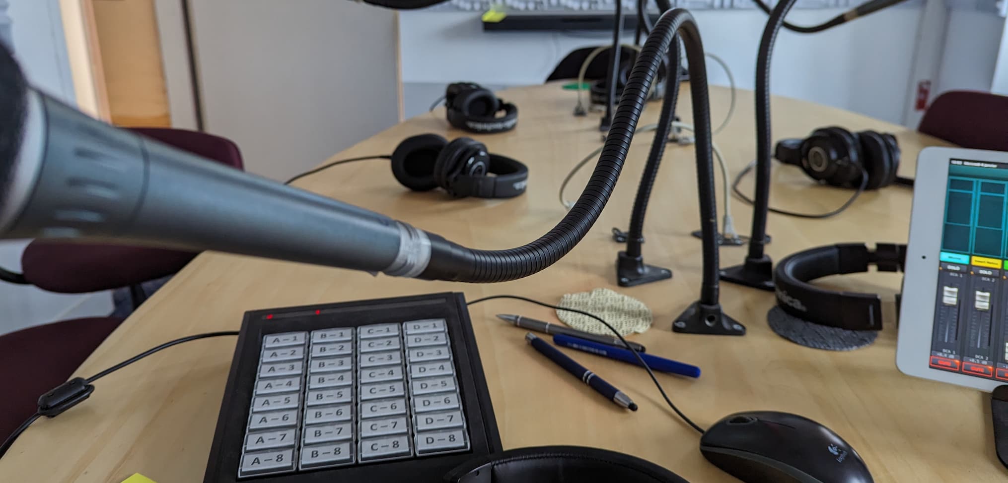 Illustration pour BIEN AU CONTRAIRE #21